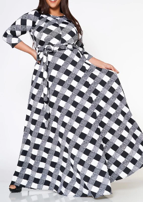 HI Curvy Plus Size Women Flare Plaid Pattern Maxi Dress with Pockets