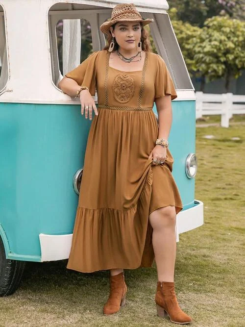 Plus Size Square Neck Short Sleeve Ruffle Hem Dress