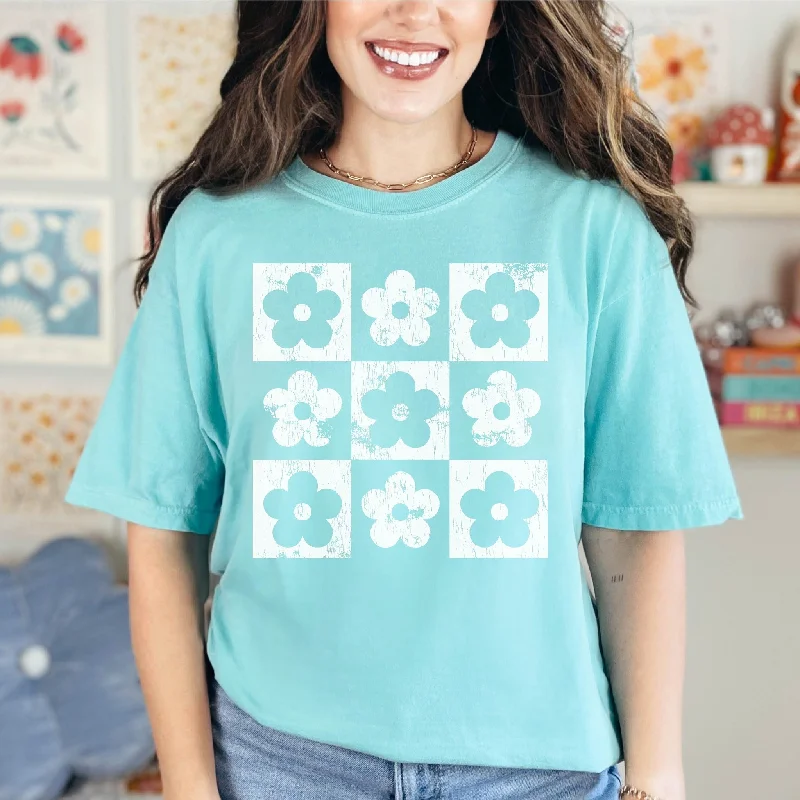 Groovy Checkered Flowers  GRAPHIC TEE