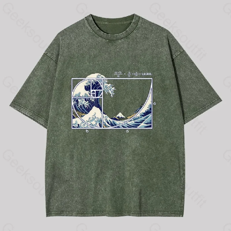 The Great Fibonacci Wave Washed T-shirt